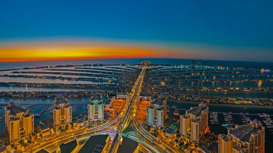 زيارة منصة &#8221; ذا فيو&#8221; في نخلة جميرا +المستوى التالي عبر المسار السريع (ساعات الذروة) - Image 1